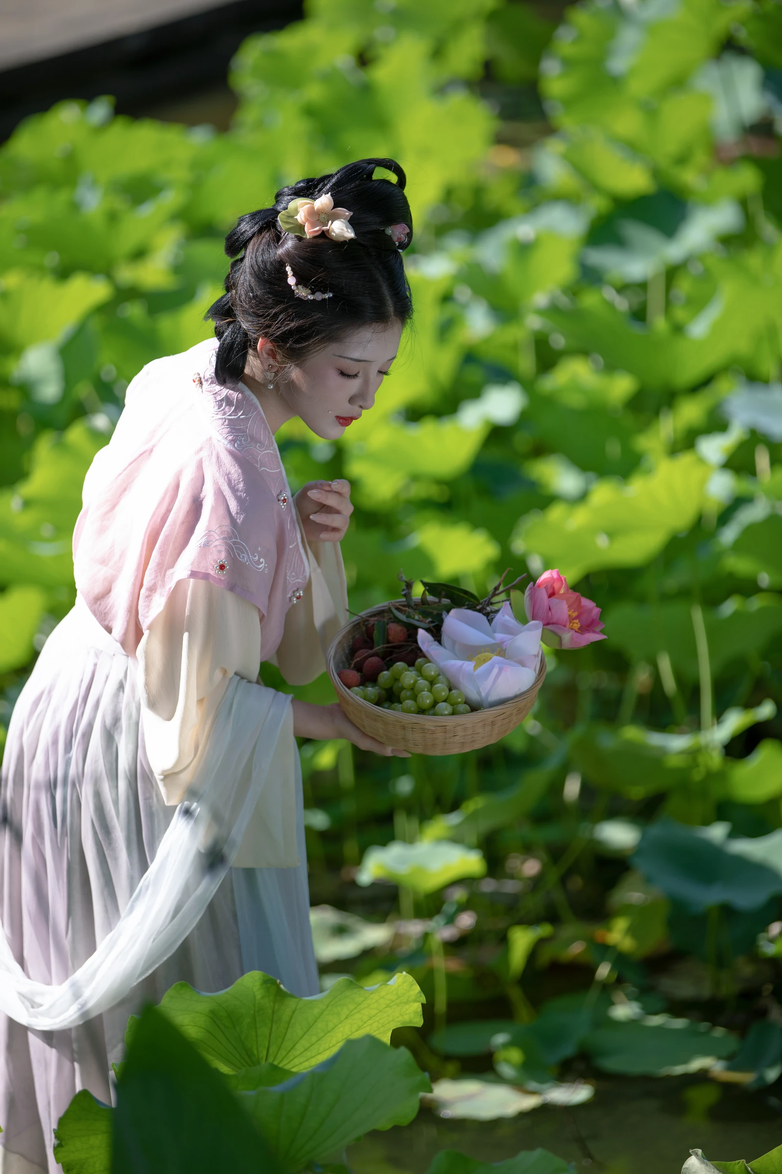 [YITUYU]艺图语-2024.10.20-荷风送香-ooOkeah-[37P-660MB]-2.webp